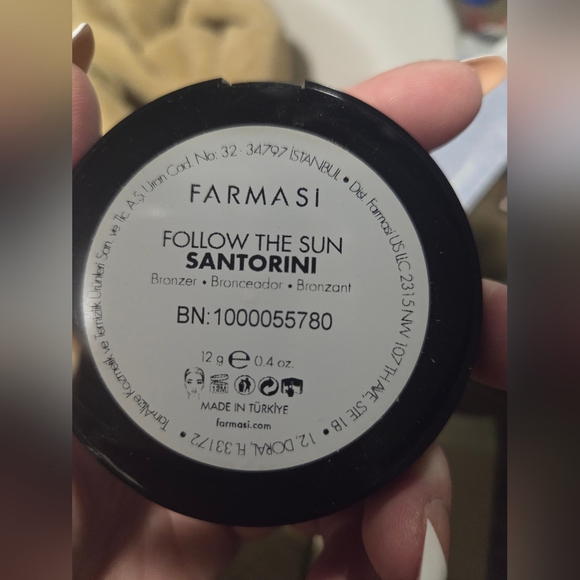 Farmasi Bronzing Powder - Picture 6 of 10